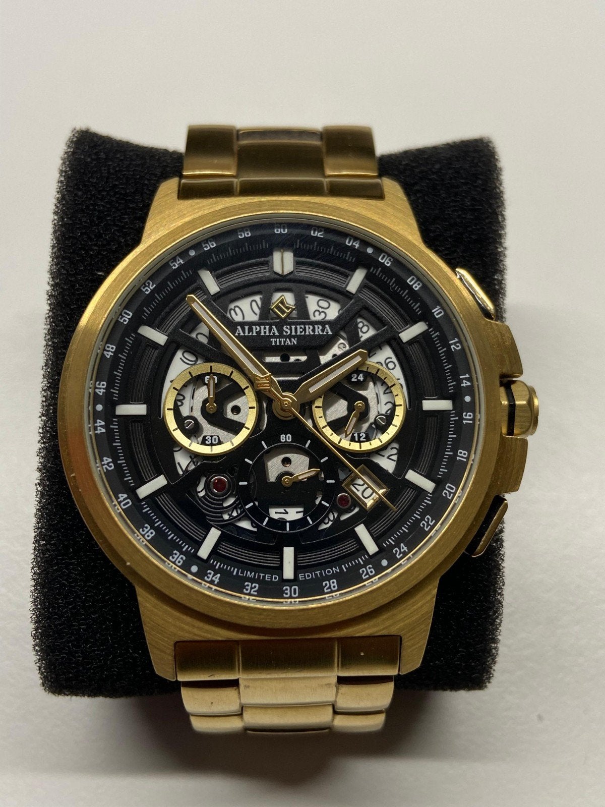 Alpha Sierra Titan Limited Edition Seiko Quartz, Zwart, IOS, Ophalen of Verzenden, Zo goed als nieuw