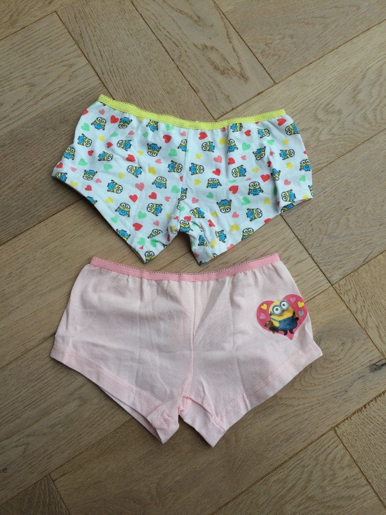 2 nieuwe onderbroeken hipster van Minions 116/122, Kinderen en Baby's, Nacht- of Onderkleding, Minions, Meisje, Nieuw