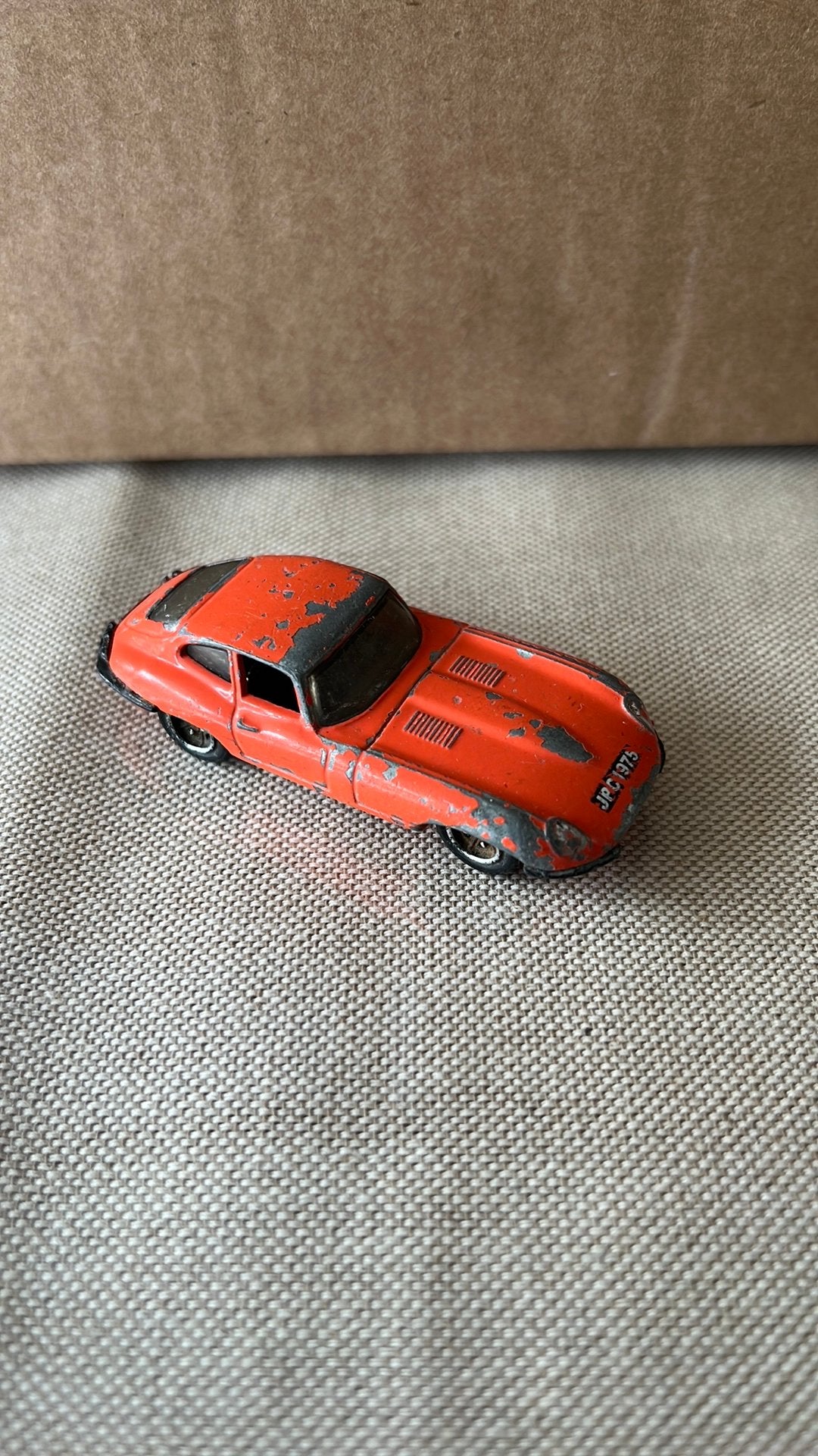 Matchbox 1961 Jaguar E Type Coupe Orange British Sports Car, Ophalen of Verzenden, Zo goed als nieuw