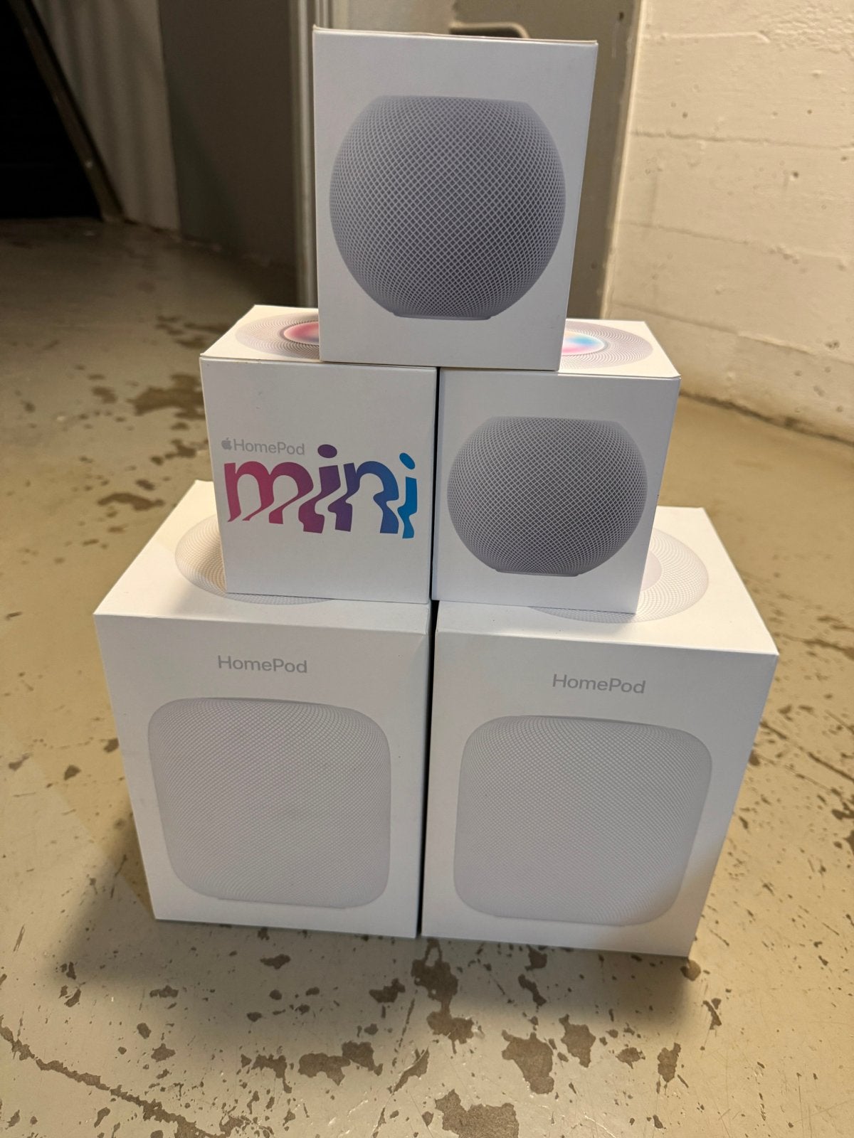 Apple HomePod en HomePod Mini - in doos, Slimme speaker, Nieuw, WiFi, Minder dan 60 watt