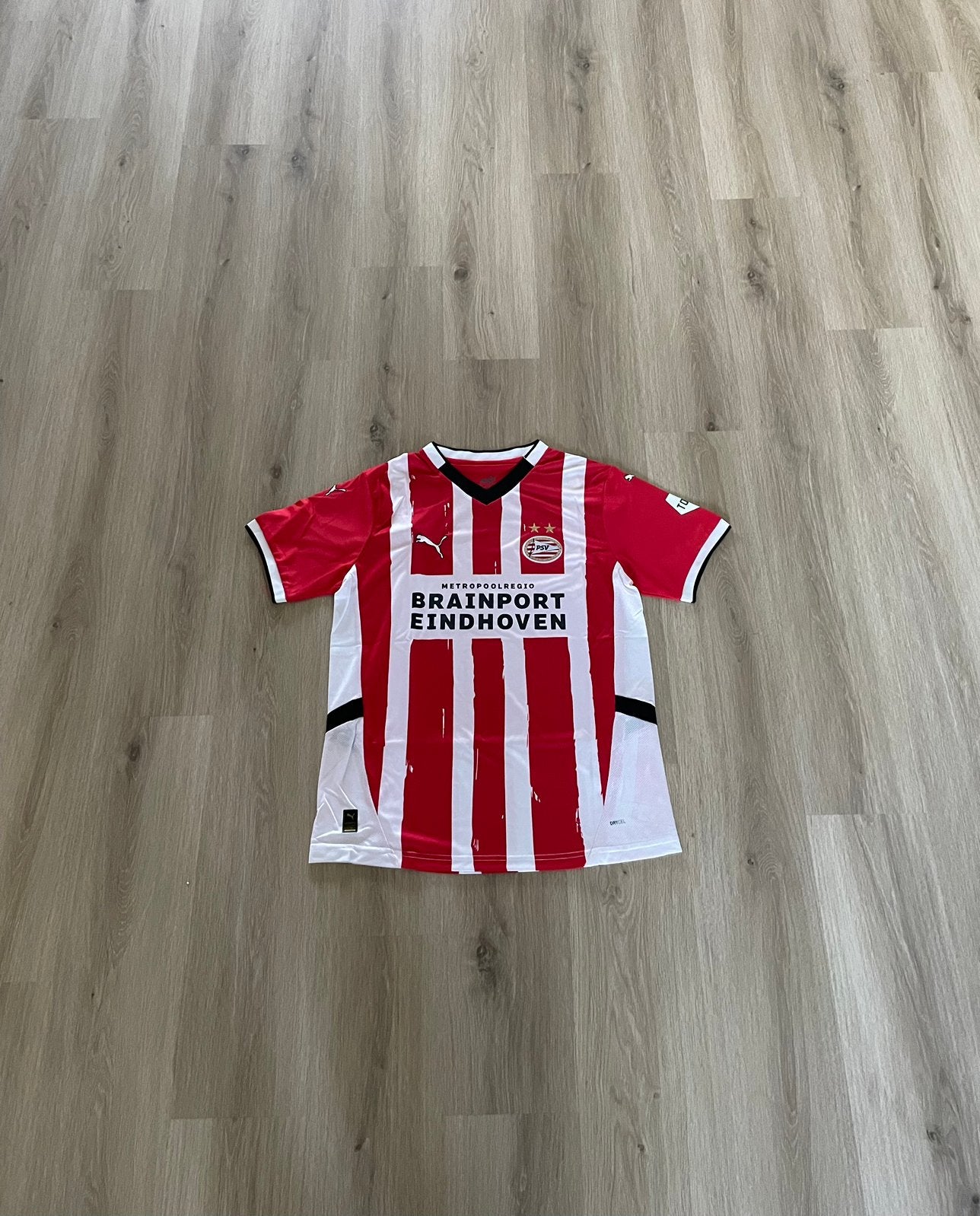 PSV thuisshirt van vorig seizoen, Zo goed als nieuw, Voetbal, Rood, Verzenden