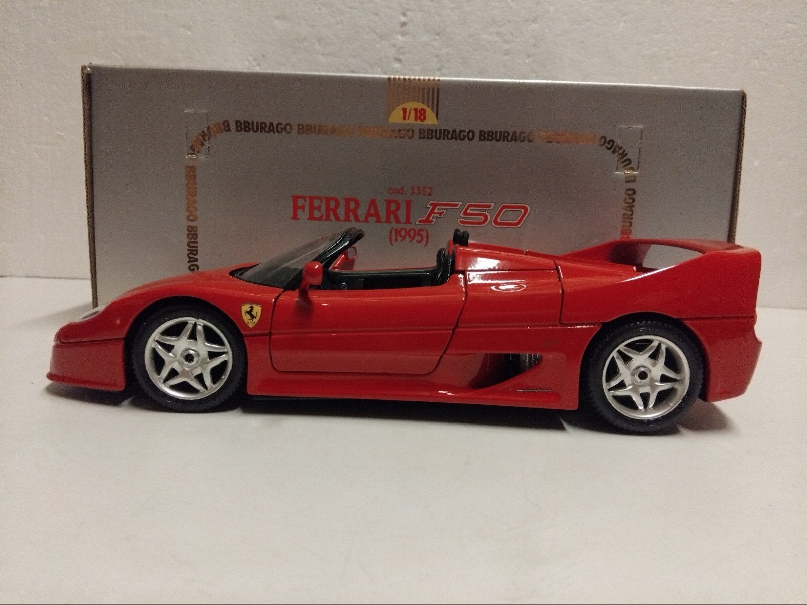 Ferrari F50 Spyder rood 1995 Bburago metal 1:18 KRD, Ophalen of Verzenden, Zo goed als nieuw, Auto, Overige merken