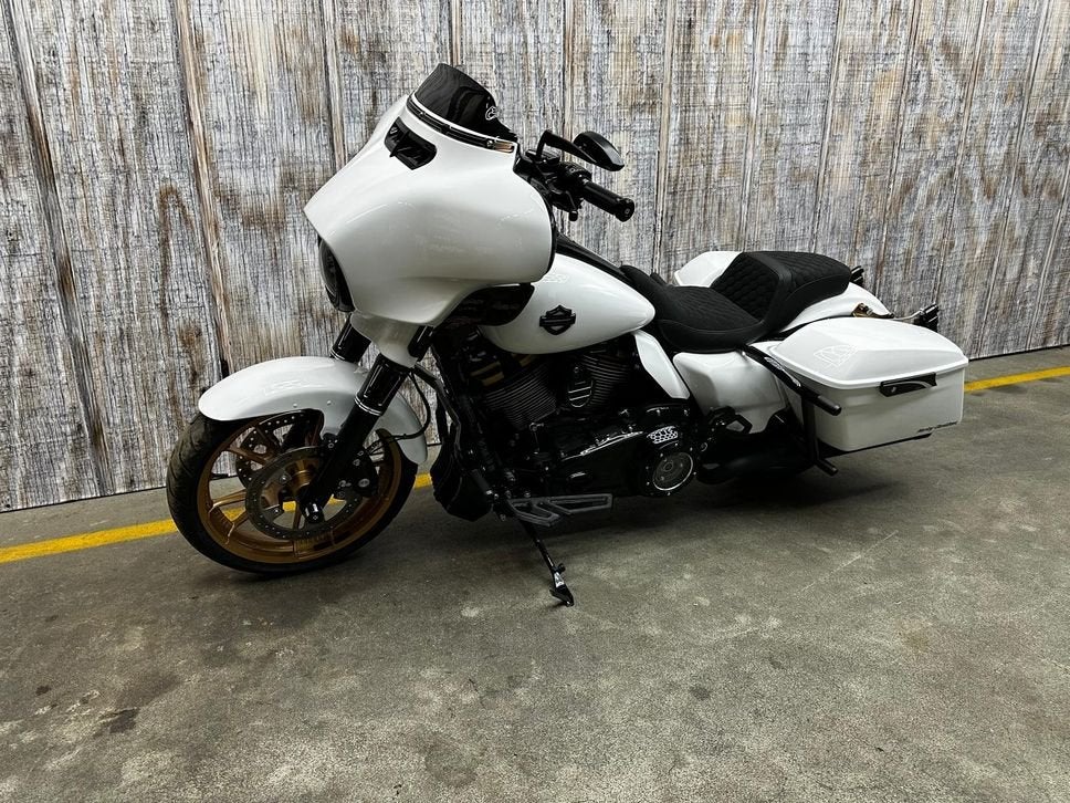 HARLEY-DAVIDSON STREET GLIDE FLHX (bj 2020), HARLEY-DAVIDSON, Bedrijf, Onbekend, Toermotor