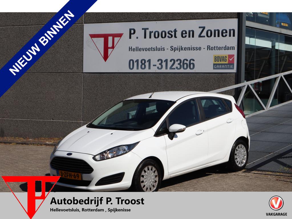 Ford Fiesta 1.6 TDCi Airco/Navigatie/Bluetooth MEENEEMPRIJS/, Auto's, Voorwielaandrijving, Stof, Gebruikt, 4 cilinders
