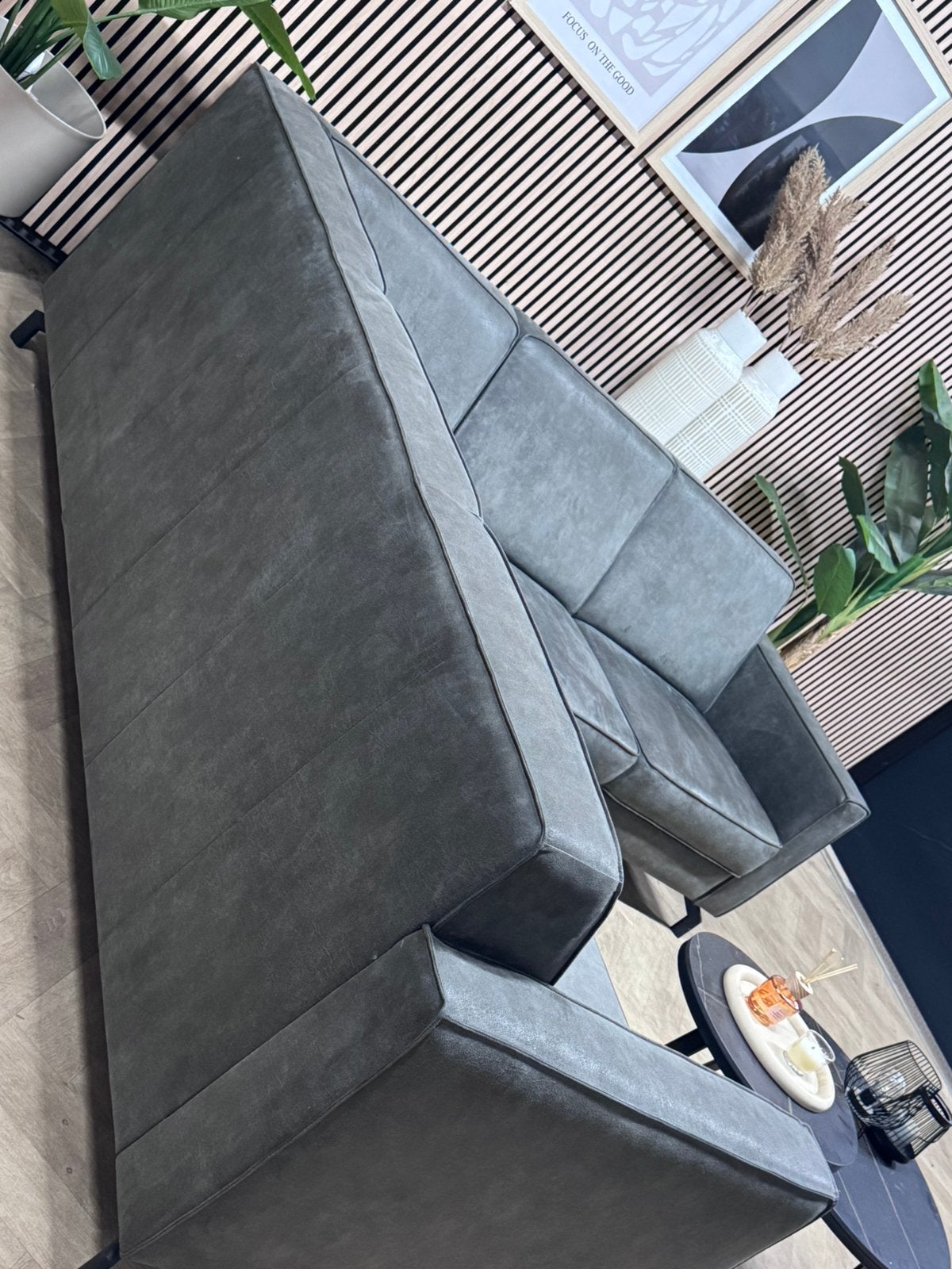 ZGAN | SEVN Hoekbank Amber Microleer - Antraciet - 230 x 225, Huis en Inrichting, -, -, Kwaliteit hoekbank microleer compact tijdloos antraciet modern