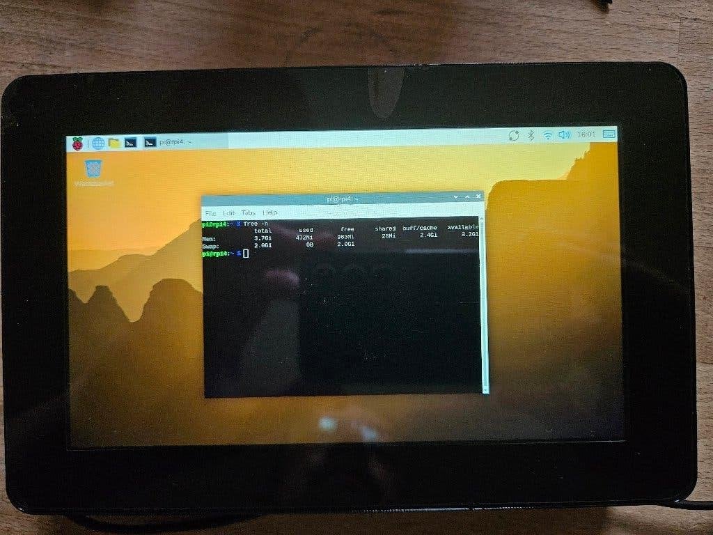 Raspberry 4, 4GB met touchscreen en case, Computers en Software, Gebruikt, Minder dan 2 Ghz, Ophalen of Verzenden, Raspberry Pi