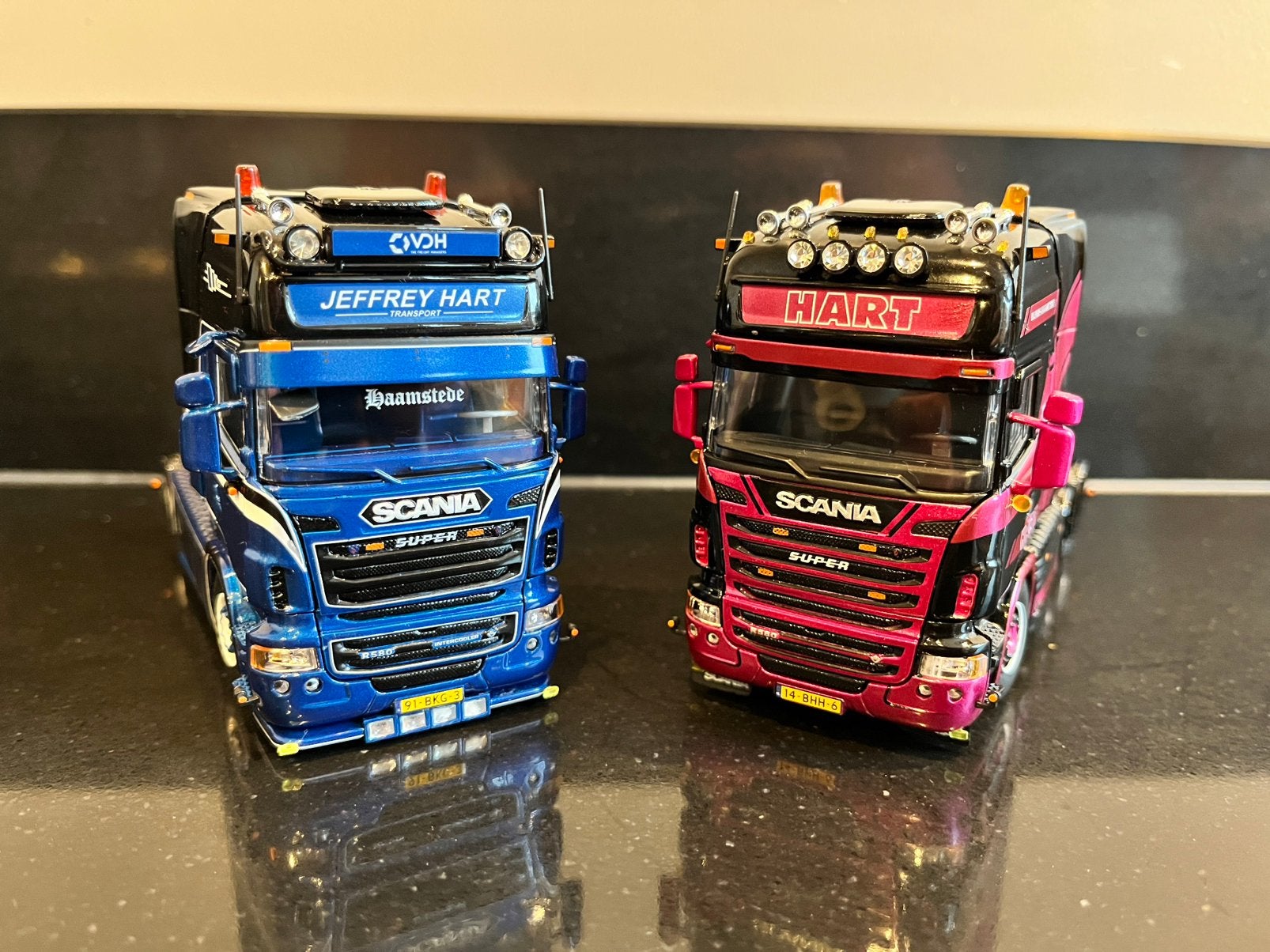Tekno set Scania V8 Hart transport, Ophalen of Verzenden, Zo goed als nieuw, Bus of Vrachtwagen, Tekno
