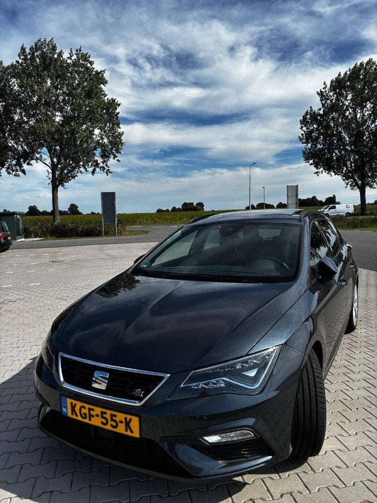 Seat Leon FR ST 1.5 TSI 150PK 2019 Grijs - Pano, 1498 cc, 4 cilinders, 1194 kg, Leon