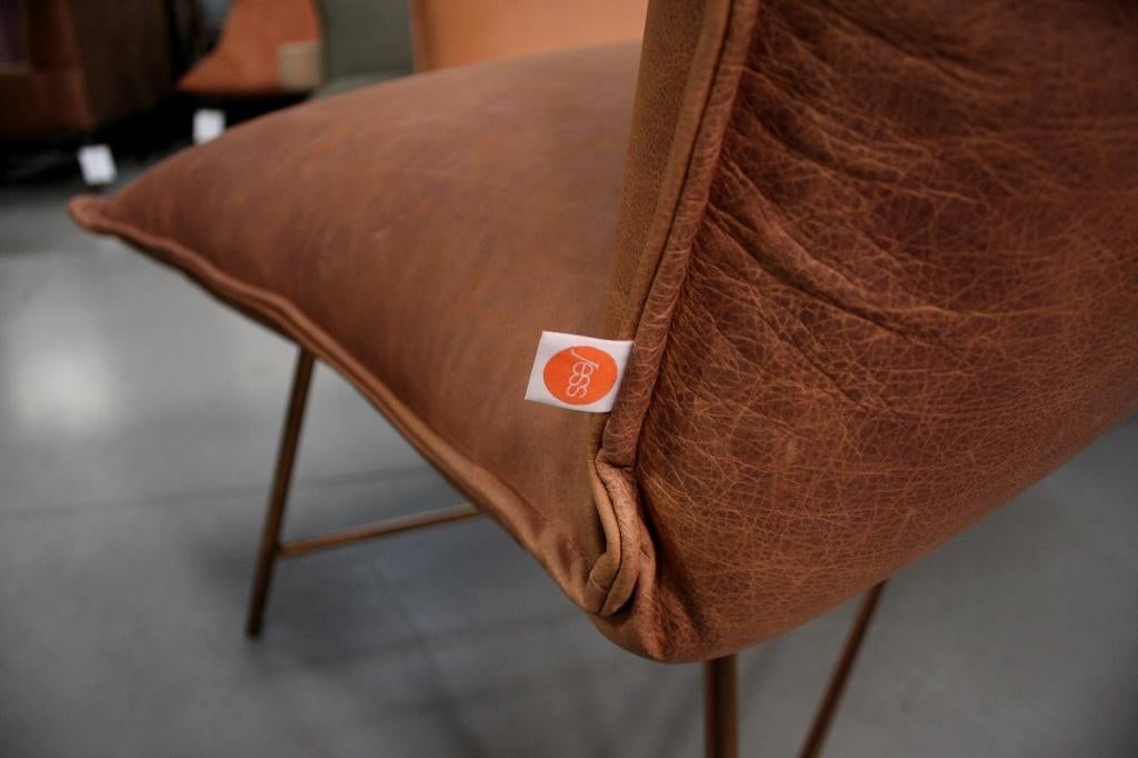 Luxe eetkamerbank Vidar Jess design metaal leer cognac koper, Ophalen, Bruin, Zo goed als nieuw, Vijf, Zes of meer stoelen