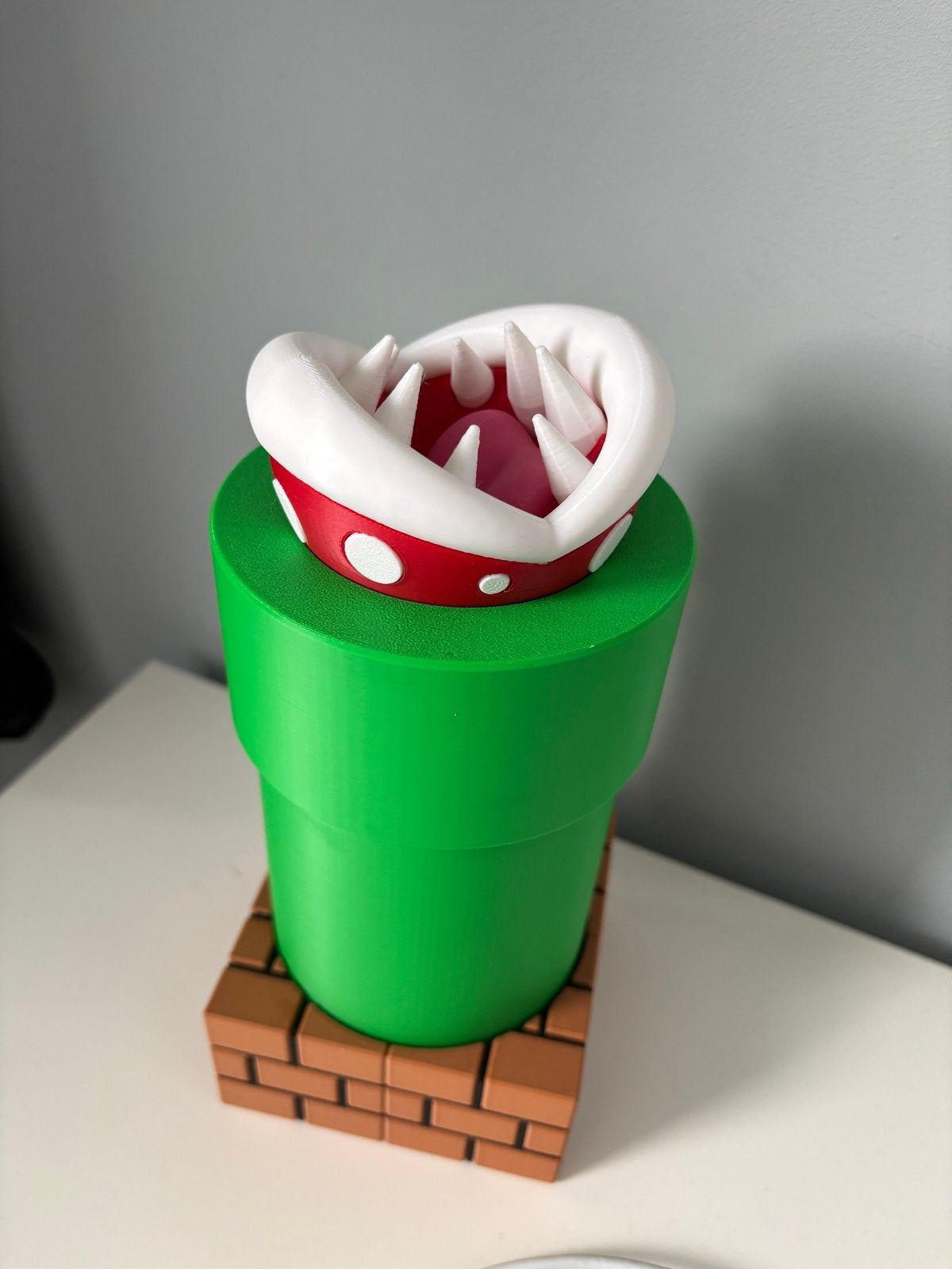 Super Mario Piranha Plant Spaarpot, Ophalen of Verzenden, Nieuw, Kunststof, Strip- of Tekenfilmfiguur