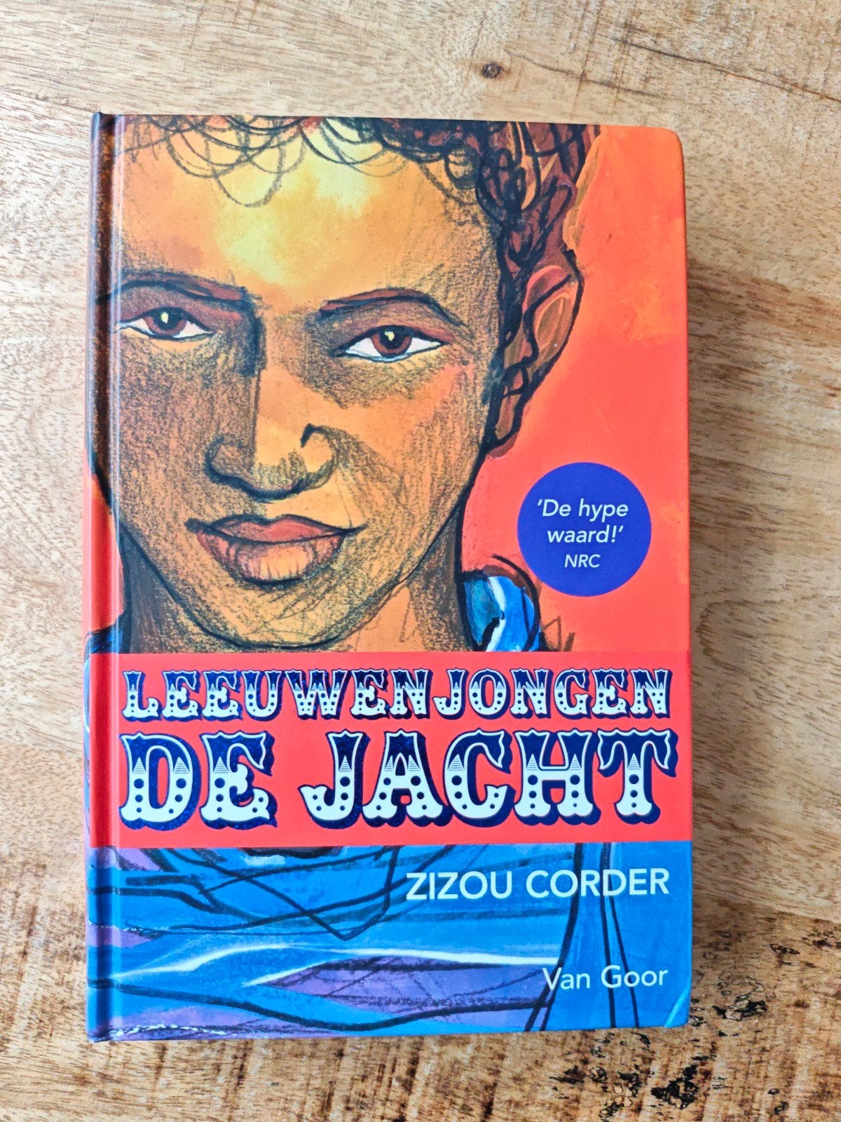Leeuwenjongen De Jacht - Zizou Corder (Jeugdboek), Ophalen of Verzenden, Zo goed als nieuw, Zizou Corder, Fictie