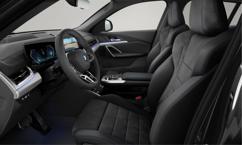 BMW iX2 xDrive30 M-Sport Pro - Driving Ass Prof - Head-up -, 12 maanden, Automatische klimaatregeling, Zwart, 24 min