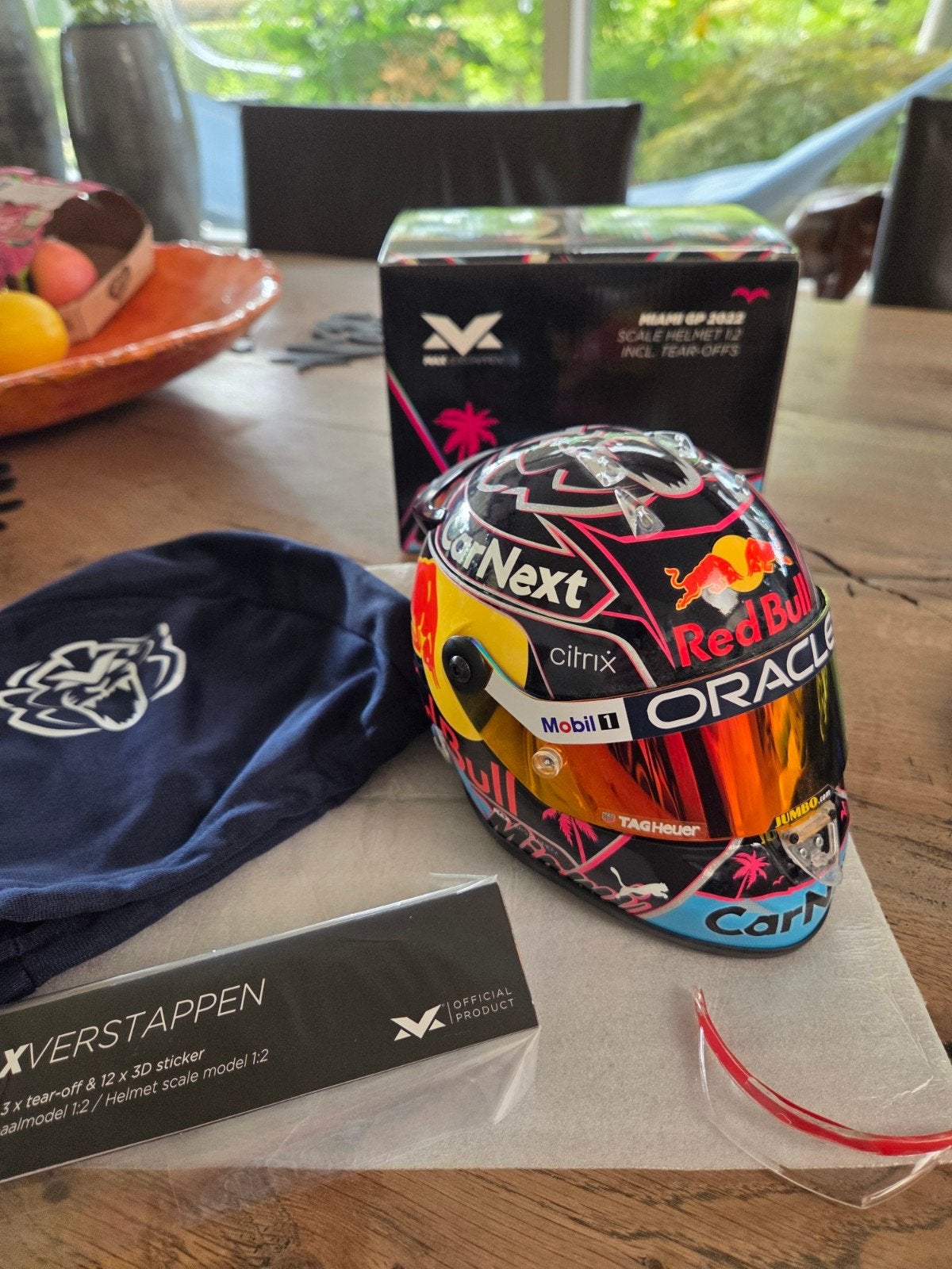 Max Verstappen Miami GP 2022 schaalhelm 1:2, Verzamelen, Automerken, Motoren en Formule 1, Ophalen of Verzenden, Nieuw, Formule 1