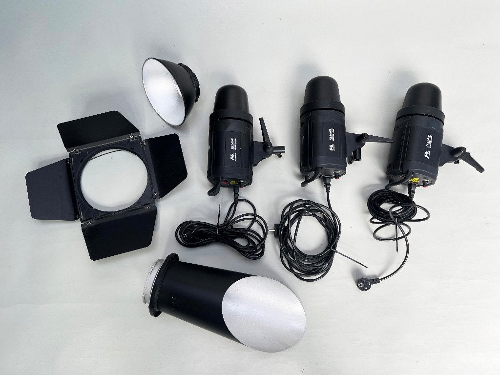 3x Falcon Eyes QLT-1000 continu lampen + kappen en statieven, Falcon Eyes, Belichting, Ophalen, Gebruikt