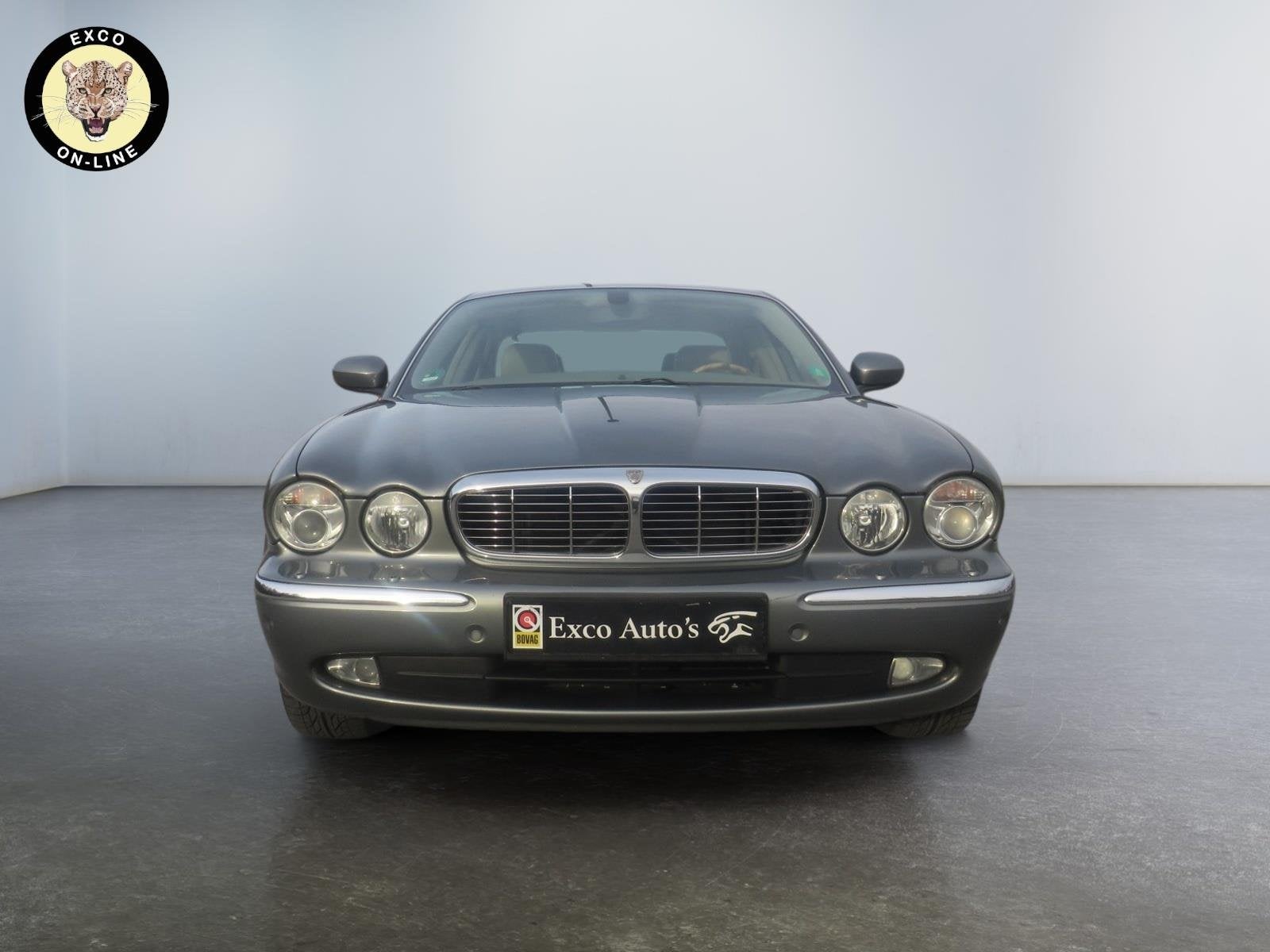 Jaguar XJ 4.2 V8 Executive, Automaat, Dealer onderhouden, Achterwielaandrijving, Gebruikt