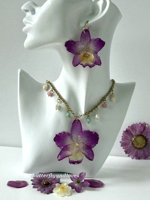 Unieke set echte Orchidee oorbellen + ketting Cadeau vrouw, Ophalen, Overige materialen, Hangers, Overige kleuren