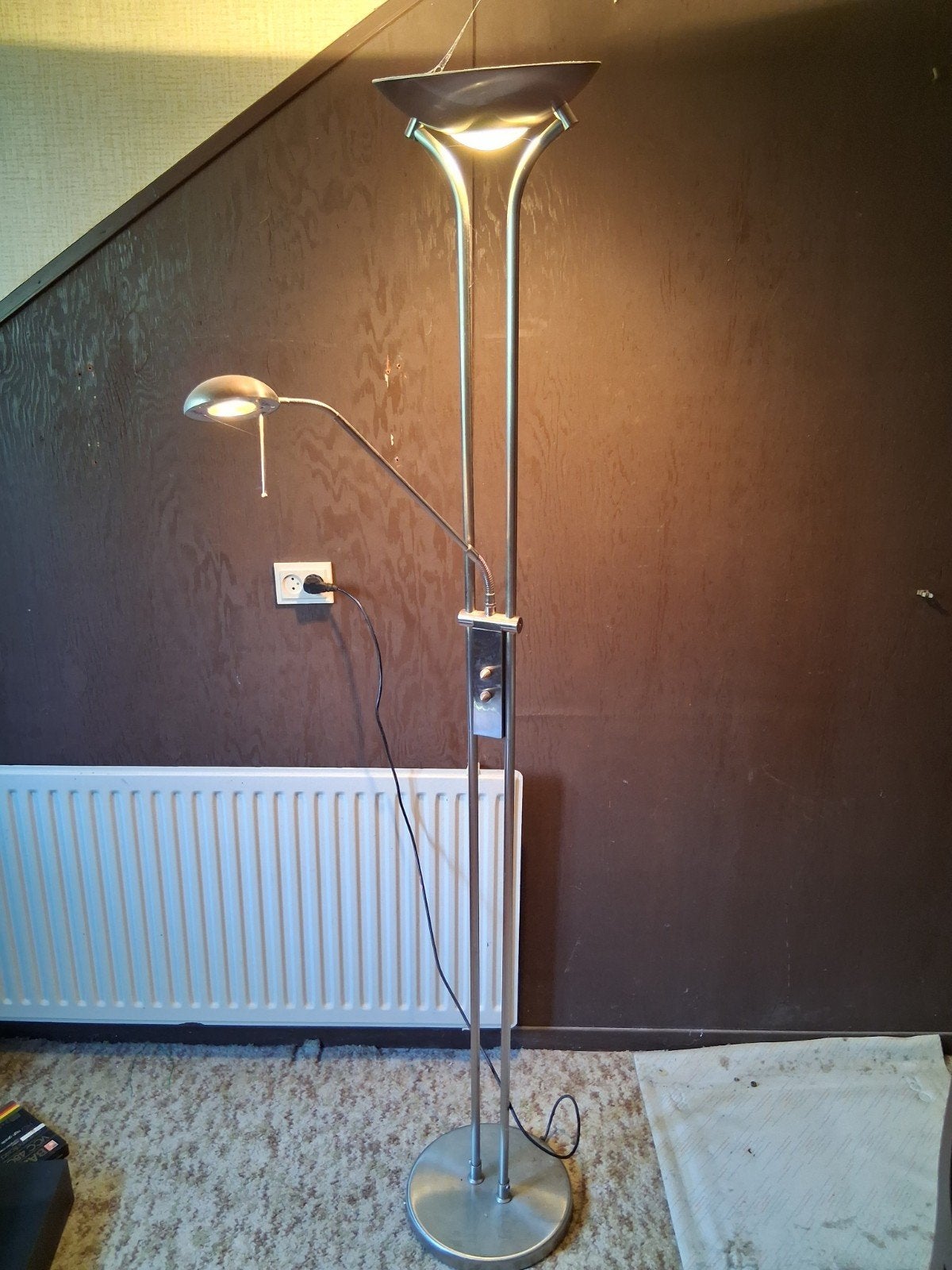 staande lamp halogeen aluminium kleurig met leeslamp, Huis en Inrichting, Ophalen, Gebruikt, Metaal, 150 tot 200 cm