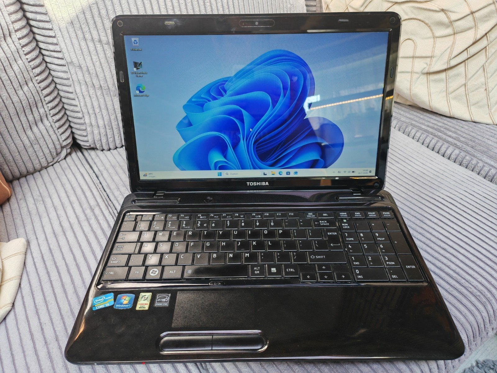Toshiba Satellite L750, Ophalen, HDD, 2 tot 3 Ghz, 500 GB