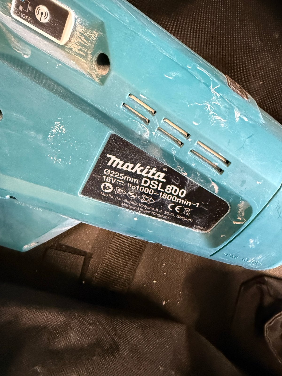 Makita DSL800 Accu Gipsplaatschuurmachine - Zo goed als nieu, Doe-het-zelf en Verbouw, Gereedschap | Schuurmachines, Ophalen, Zo goed als nieuw