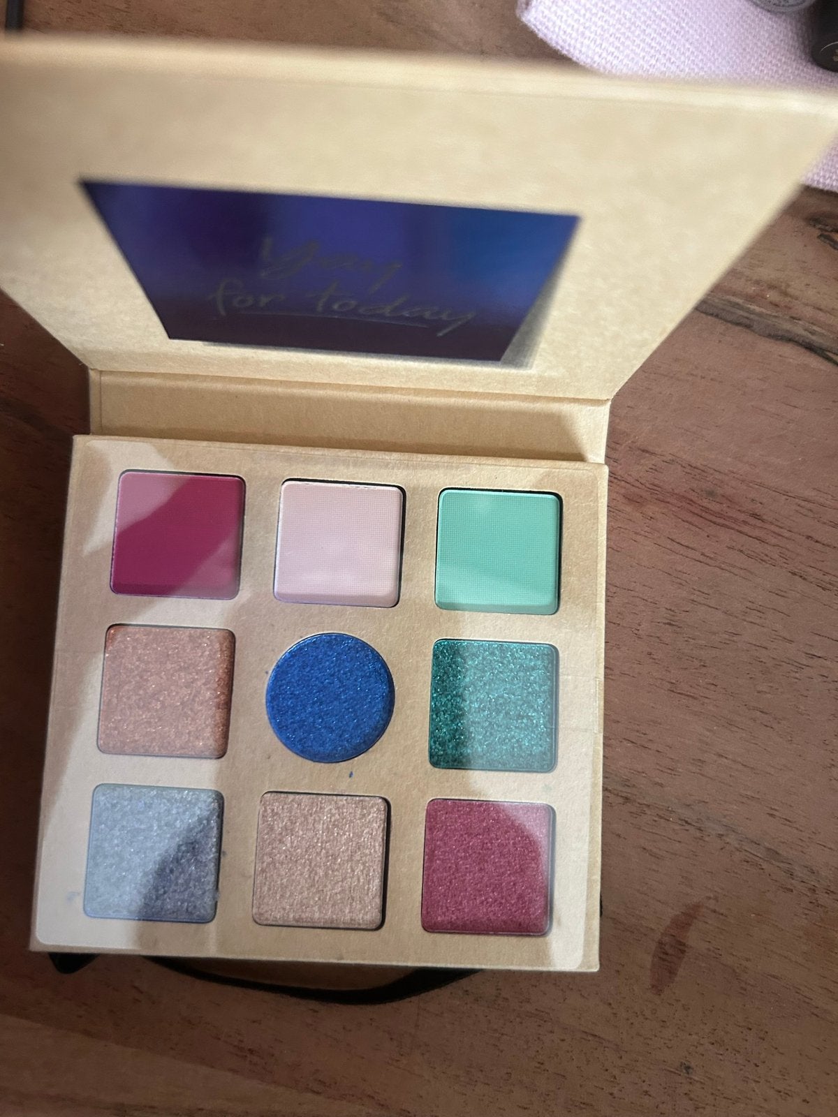 Essence power eyeshadow palette, Ophalen of Verzenden, Nieuw, Overige kleuren, Ogen