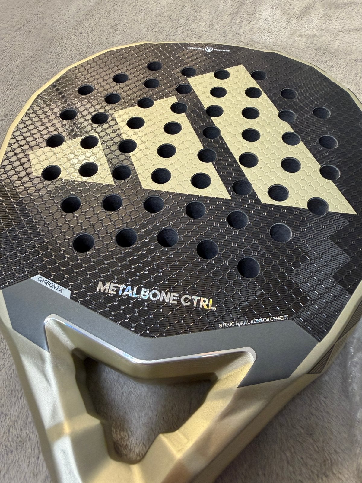Adidas metalbone ctrl, Sport en Fitness, Padel, Ophalen, Nieuw, Padelracket