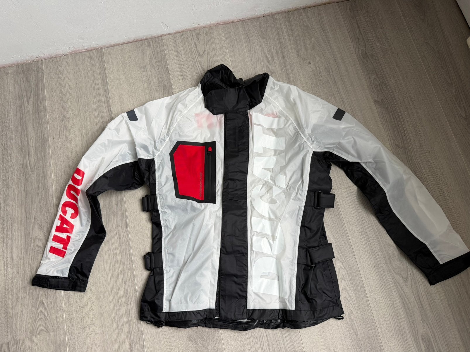 Te koop DUCATI AQUA CLEAR REGENJAS, Ophalen of Verzenden, Nieuw zonder kaartje, Heren, Overige typen
