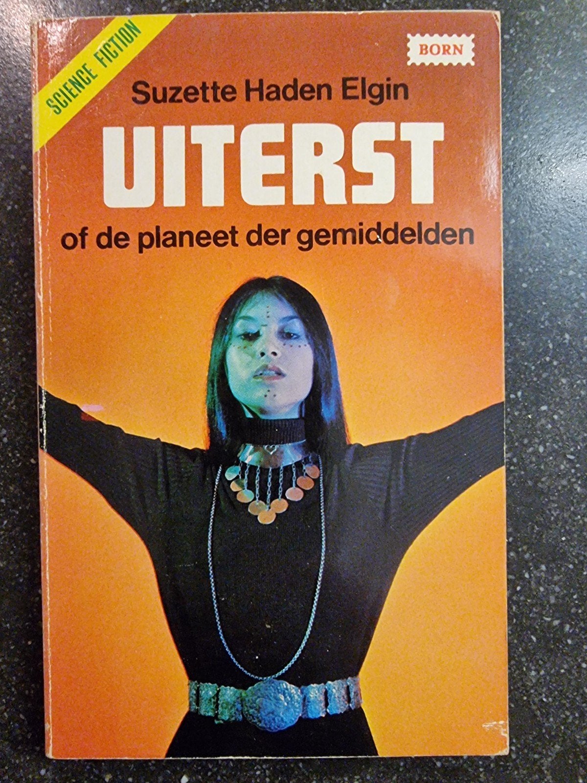 Uiterst of de planeet der gemiddelden - Suzette Haden Elgin, Verzenden, Gelezen, Suzette Haden Elgin
