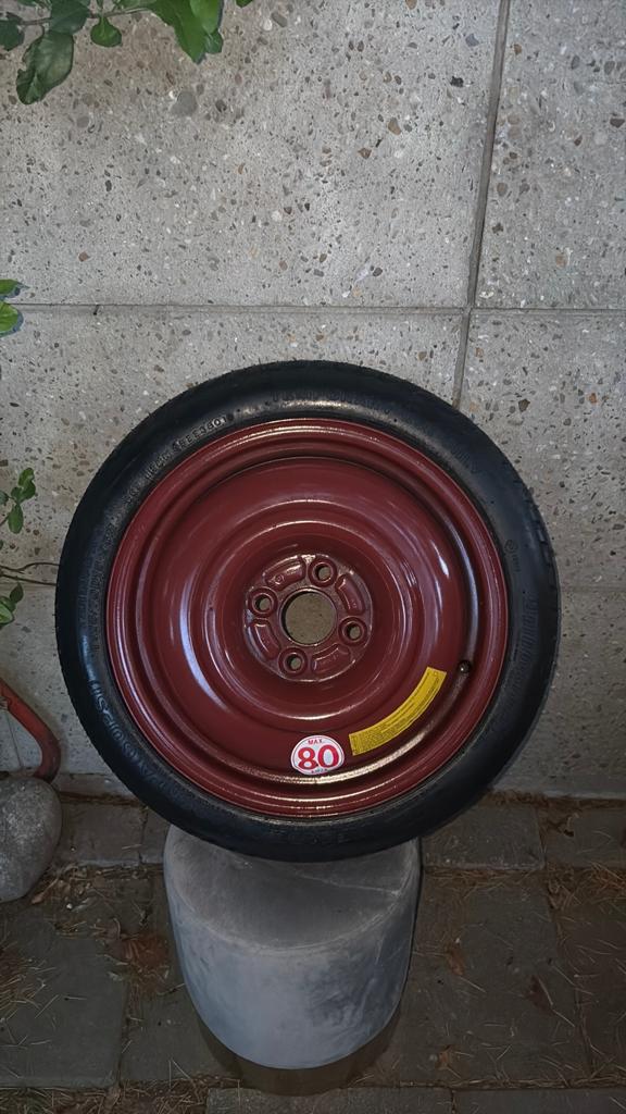 1x Velg enBand Bridgestone T125/70D15, Ophalen of Verzenden, Nieuw
