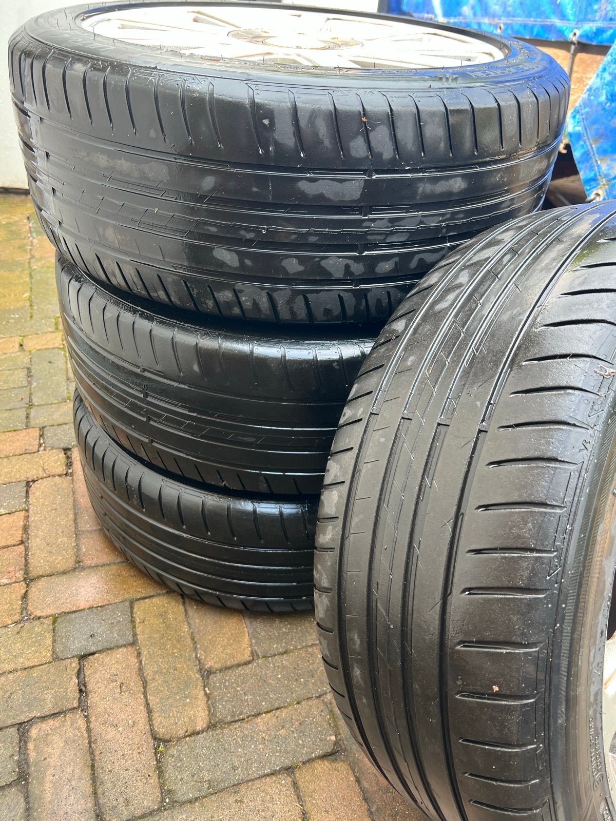 Set van 4 Vredestein zomerbanden met velgen - 17 inch, Gebruikt, Banden en Velgen, 17 inch, Ophalen of Verzenden