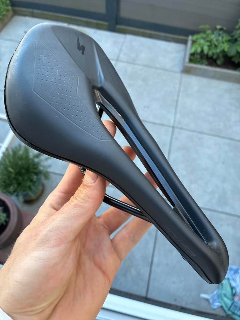 Specialized Power Comp Zadel 143 mm - Zo goed als nieuw, Kunststof, Ophalen of Verzenden, Zo goed als nieuw, Zadel