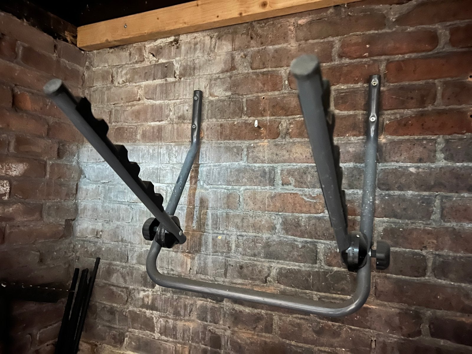 Stevig Fiets Ophangsysteem voor aan de Muur, Ophalen, Gebruikt