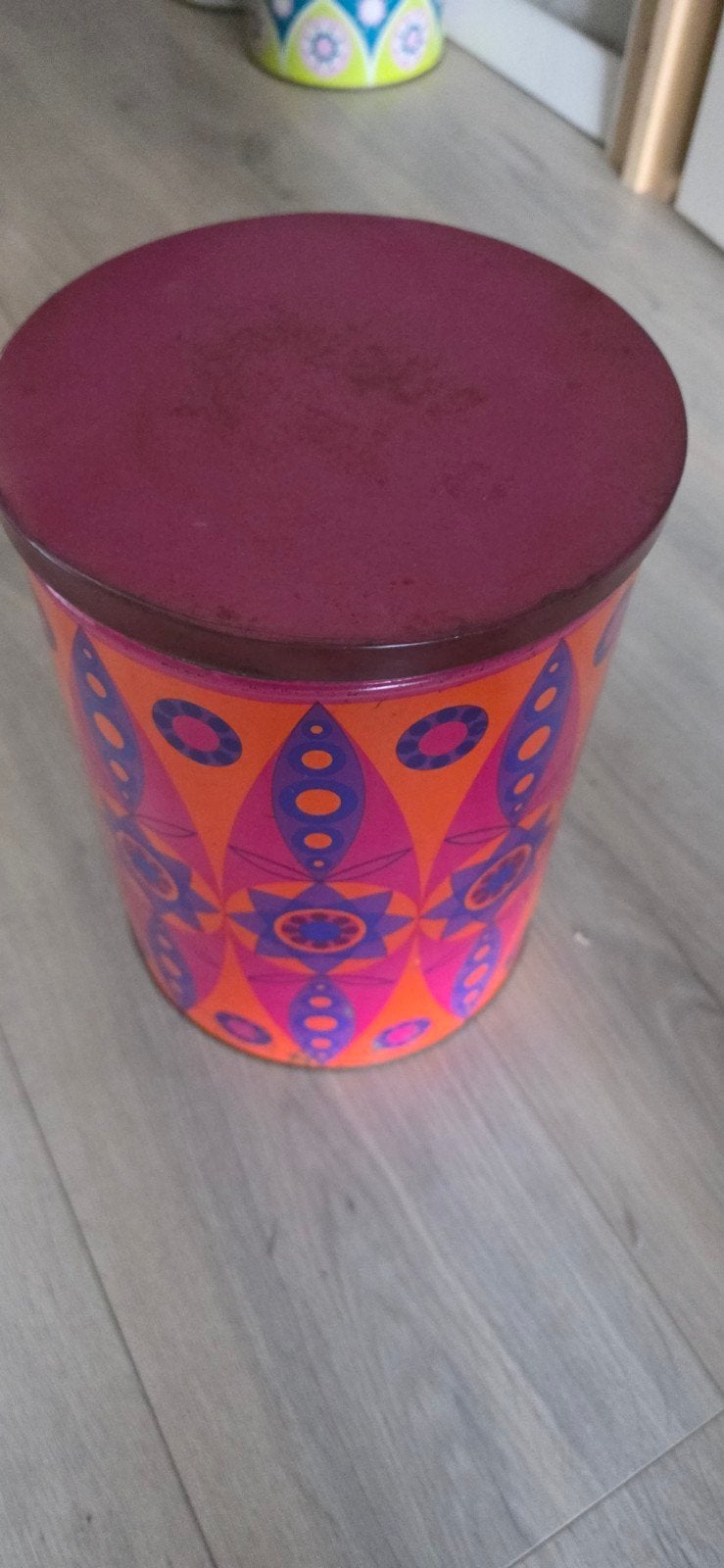 Vintage Tomado blik - Oranje/Paars retro design, Verzamelen, Blikken, Ophalen of Verzenden, Gebruikt, Overige, Overige merken