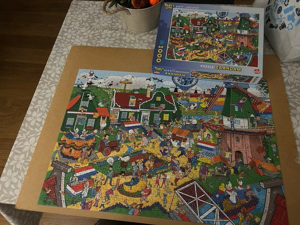 Legpuzzel Zaandam 1000 stukjes - Zo goed als nieuw, Ophalen of Verzenden, 500 t/m 1500 stukjes, Zo goed als nieuw, Legpuzzel