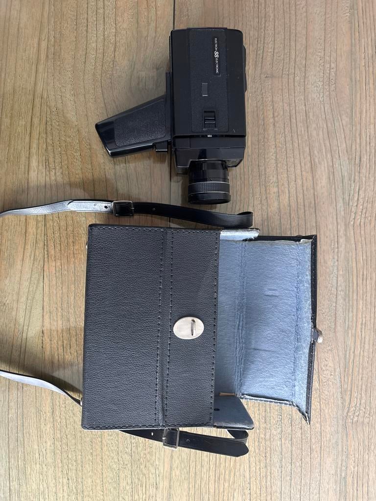 Vintage Flectron 88 Super 8 camera met koffer, Ophalen of Verzenden, 8mm, Camera