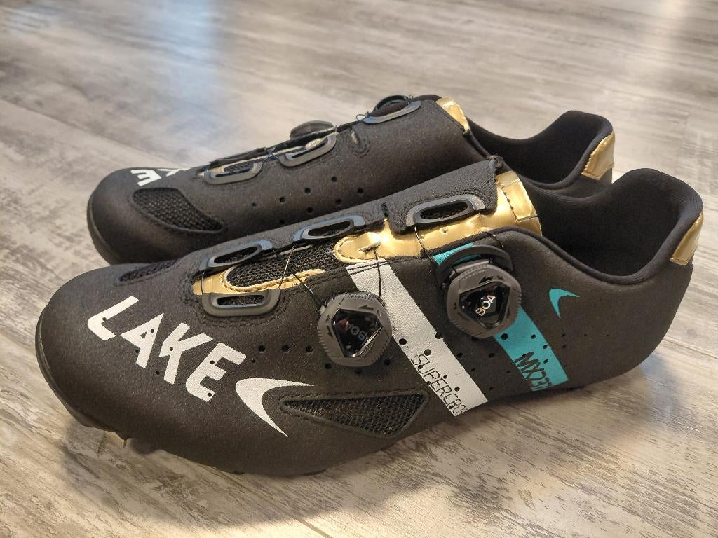 Lake MX237 Fietsschoenen Maat 46 rechts 46,5 Links Nieuw!, Ophalen, Nieuw, Overige maten, Schoenen