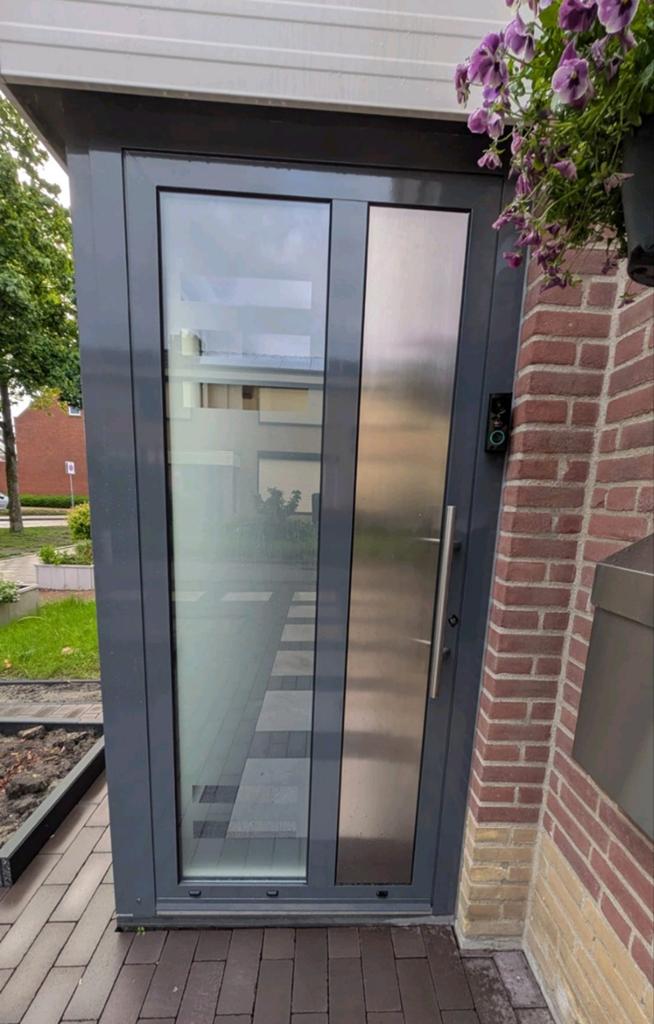 Buitendeur met kozijn en raam - 204,5x92 cm, Ophalen, Gebruikt, Buitendeur, Glas