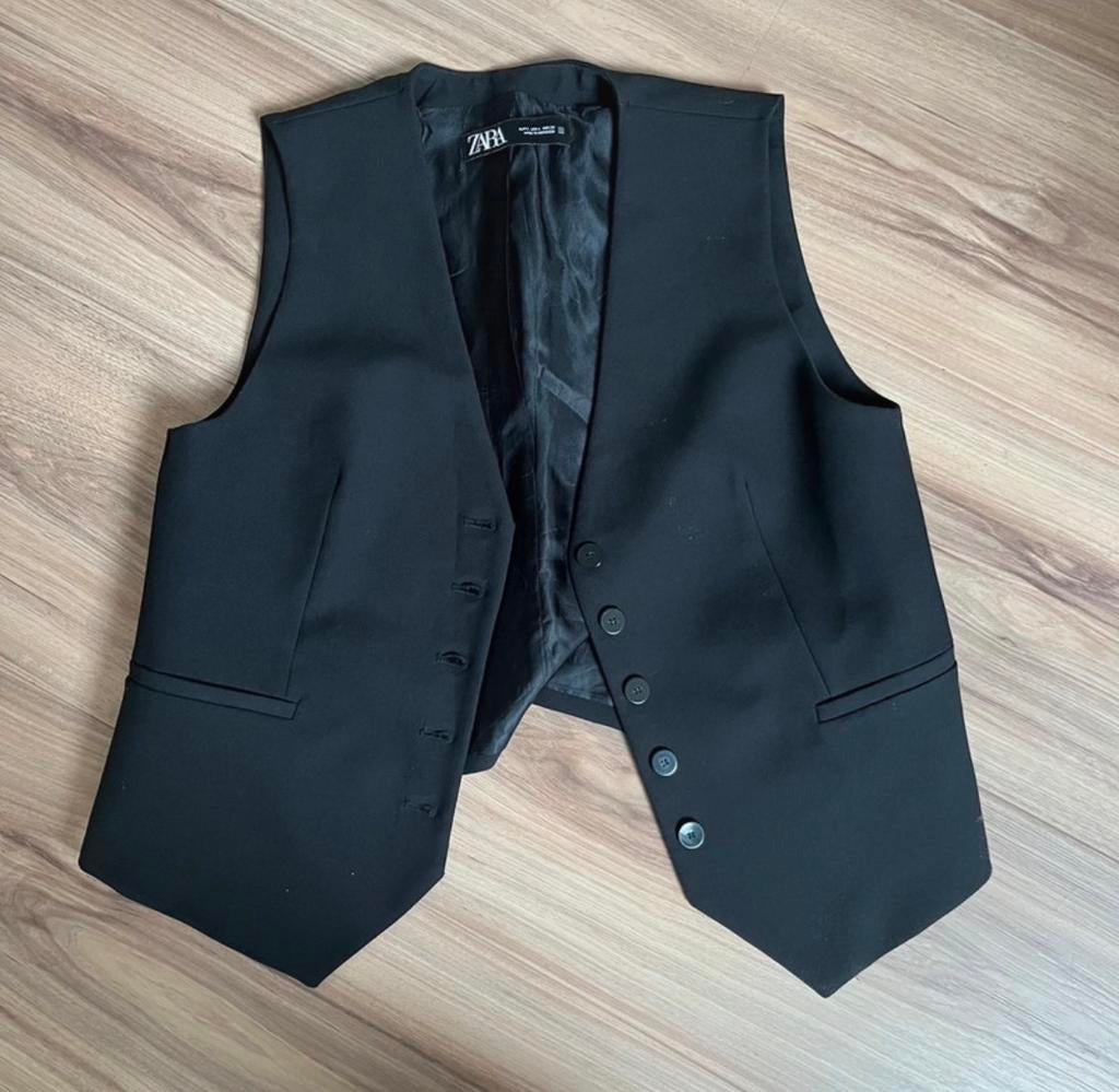 Zwarte Zara gilet dames maat L, Ophalen of Verzenden, Zo goed als nieuw, Maat 42/44 (L), Zwart