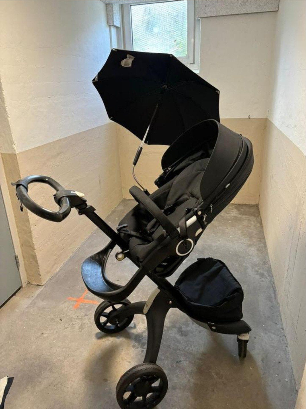Stokke Kinderwagen 3-in-1 Zwart met Maxi-Cosi Adapter, Gebruikt, Met autostoeltje, Combiwagen, Ophalen