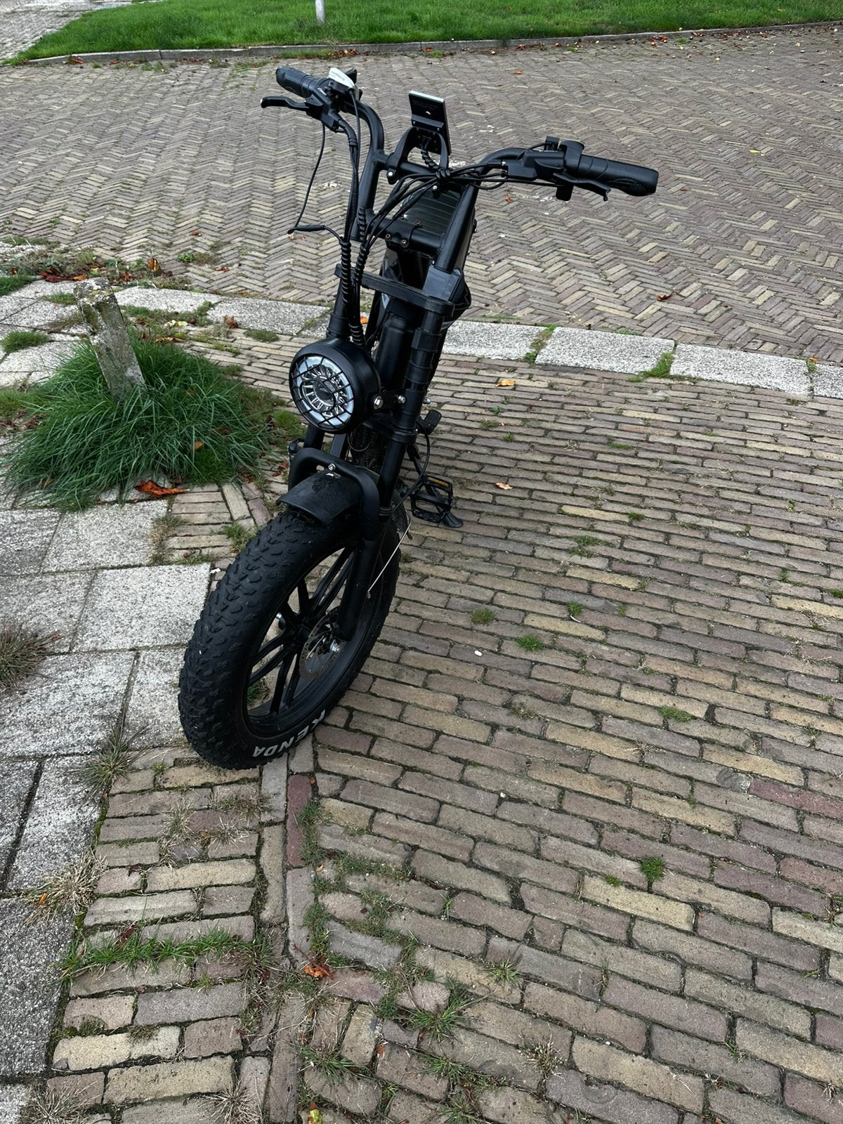 Fatbike v8 te ruil voor scooter, Ophalen of Verzenden, Zo goed als nieuw, Overige merken