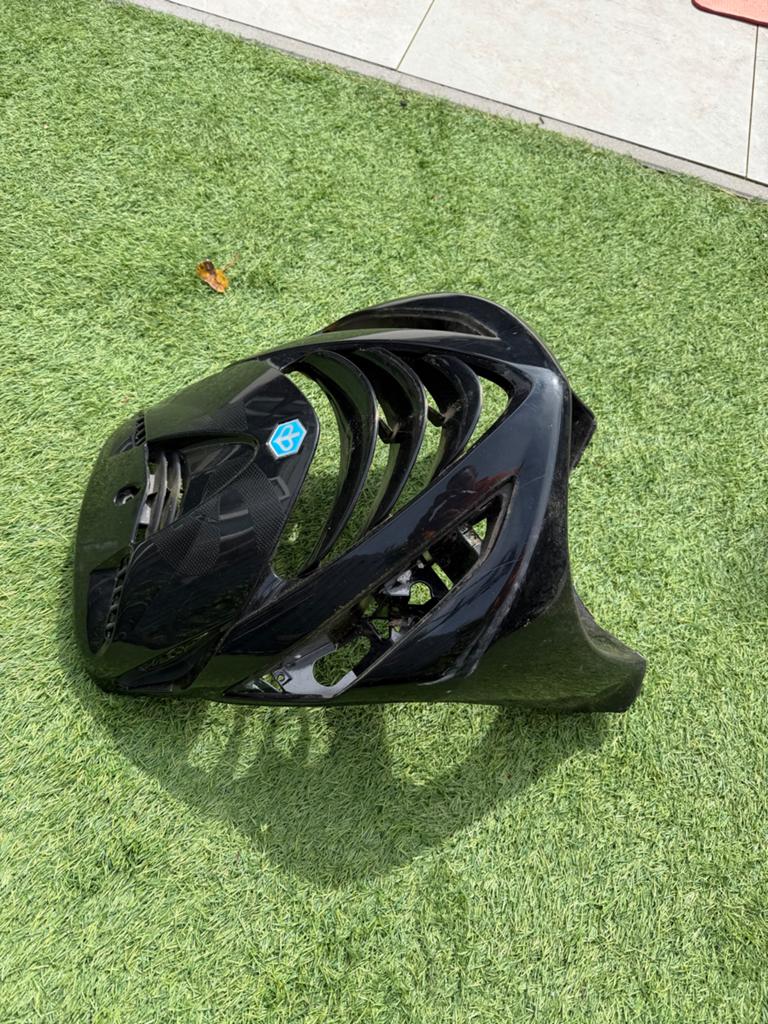 Voorkap Piaggio Zip met krassen, Fietsen en Brommers, Brommeronderdelen | Scooters, Gebruikt, Piaggio, Kap, Ophalen