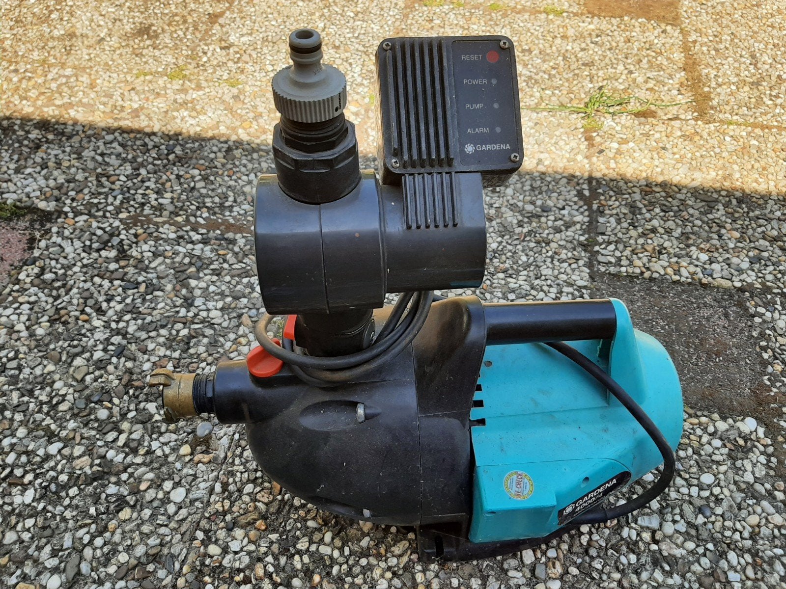 Gardena  Hydrofoorpomp met aanvoerslang, Tuin en Terras, Waterpompen, Ophalen