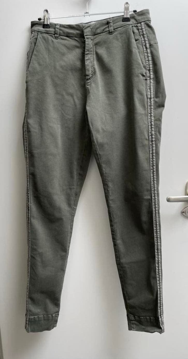 Pieszak leuke kakigroene chino 28 (kleine 40), Maat 38/40 (M), Ophalen of Verzenden, Lang, Gedragen