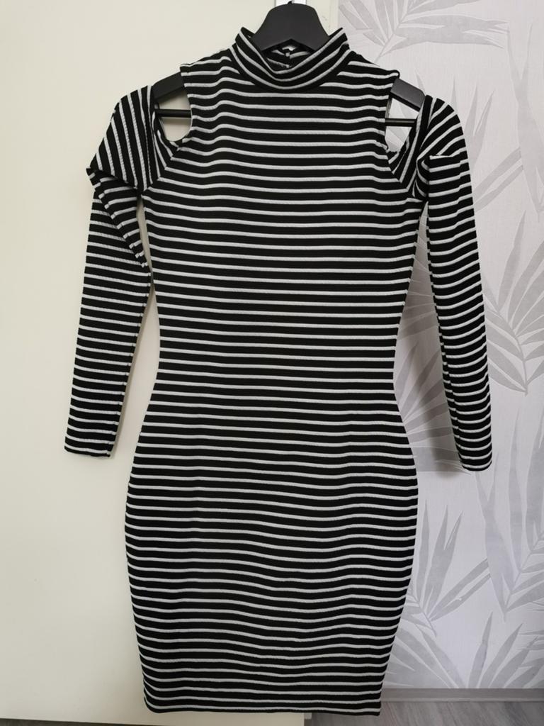 Seven Sisters gestreepte off shoulder jurk, Seven Sisters, Zwart, Ophalen of Verzenden, Zo goed als nieuw