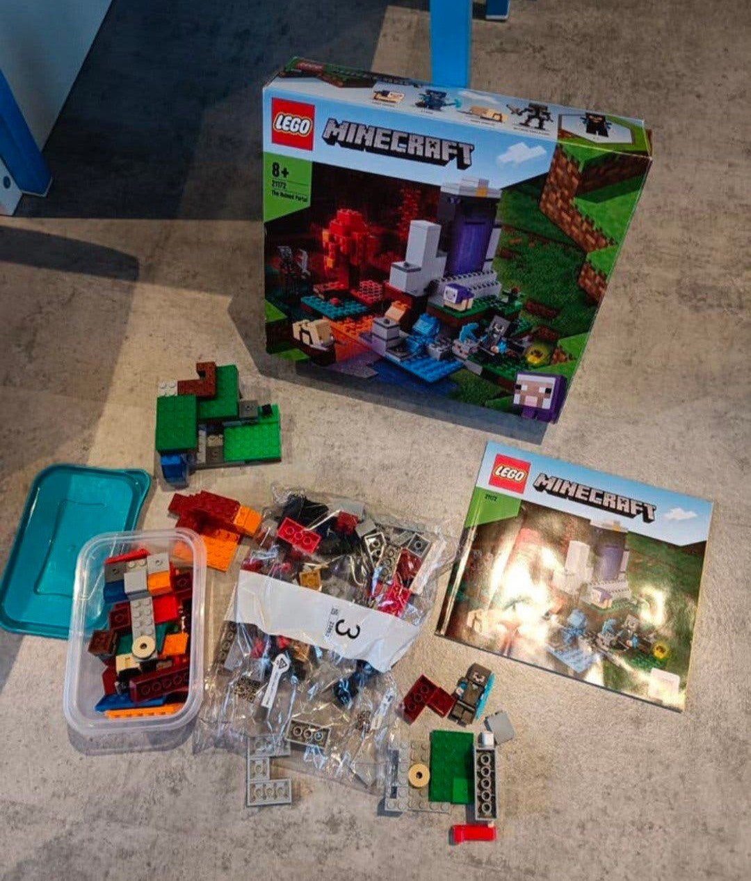 LEGO Minecraft 21172 'Het Verwoeste Portaal' - ZGAN, Minecraft, Lego, Ophalen of Verzenden, Zo goed als nieuw