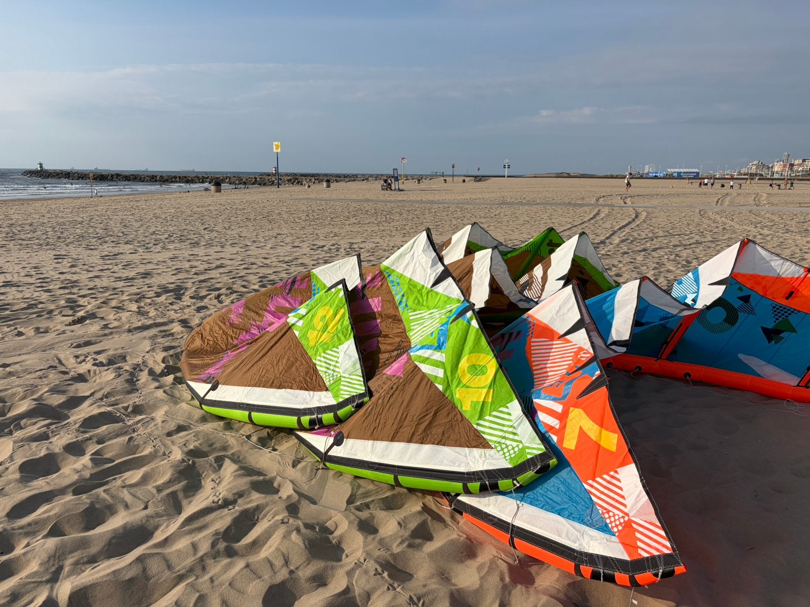 Set North Evos 7-10-12m2 incl bar, Watersport en Boten, Kitesurfen, Geen board, Ophalen, Zo goed als nieuw, 10 m²