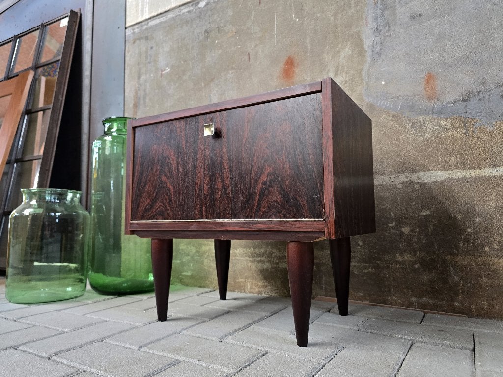 Vintage Palissander Kastje Klein Mid Century Design Dressoir, Huis en Inrichting, Kasten | Dressoirs, Gebruikt, Met klep(pen)