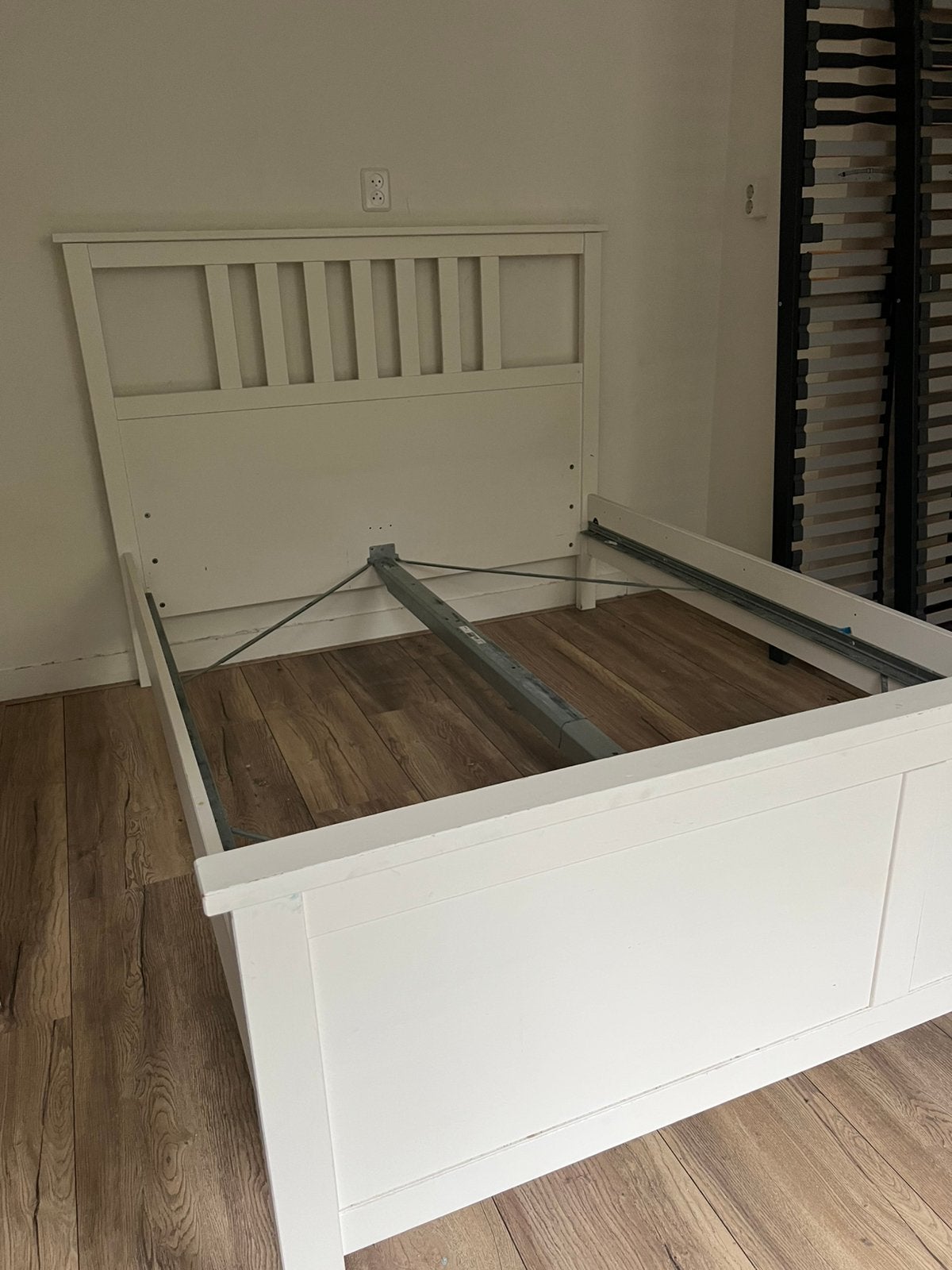 Ikea Hemnes bedframe, Huis en Inrichting, Ophalen, Gebruikt, Wit, Tweepersoons