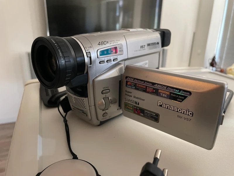 Panasonic NV-VS7EG Super VHS-C Camcorder Set, Mini dv, Gebruikt, Panasonic, 20x of meer