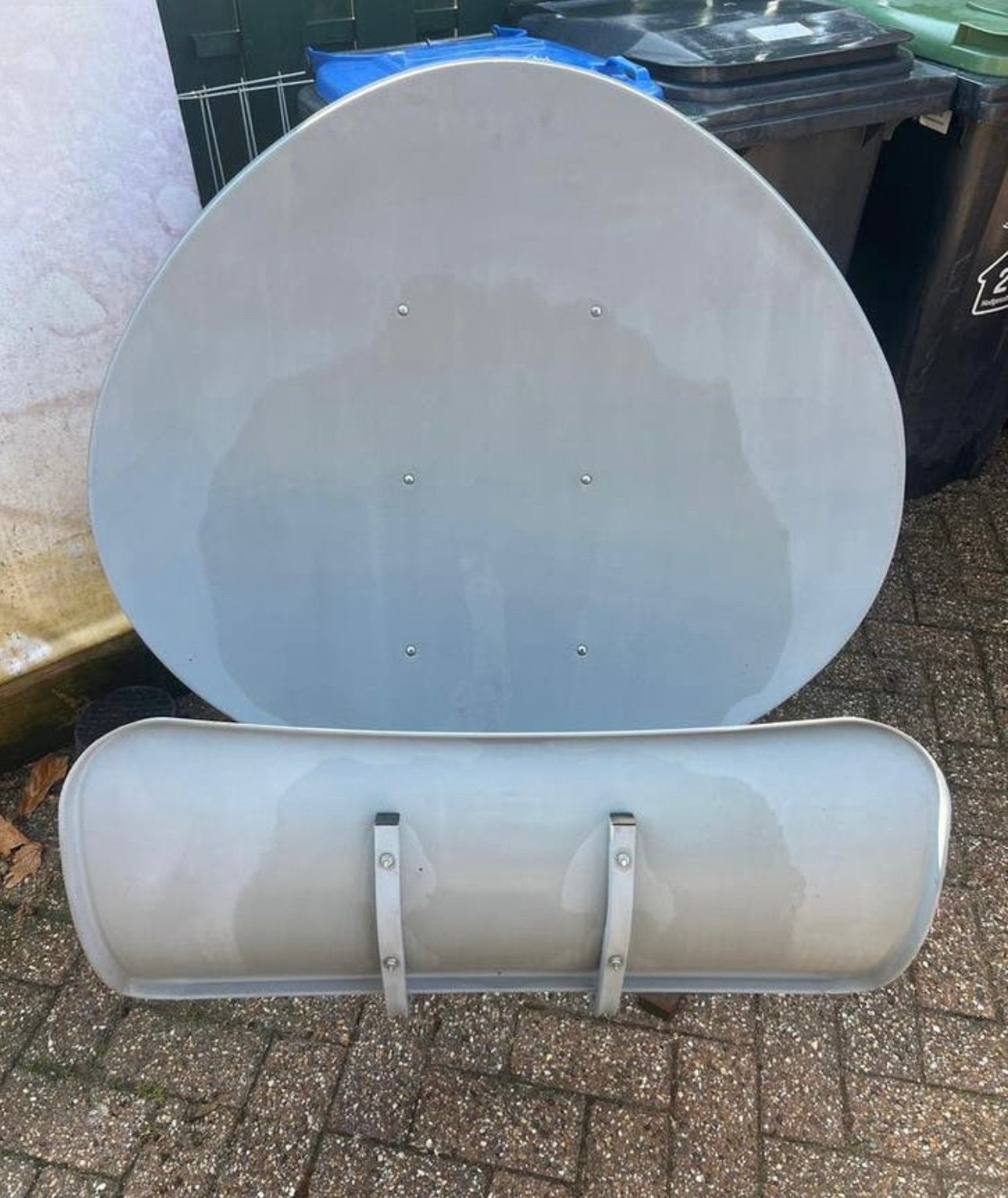 T90 Wavefield Multi Sattelietschotel, Ophalen, Gebruikt, (Schotel)antenne, Overige merken