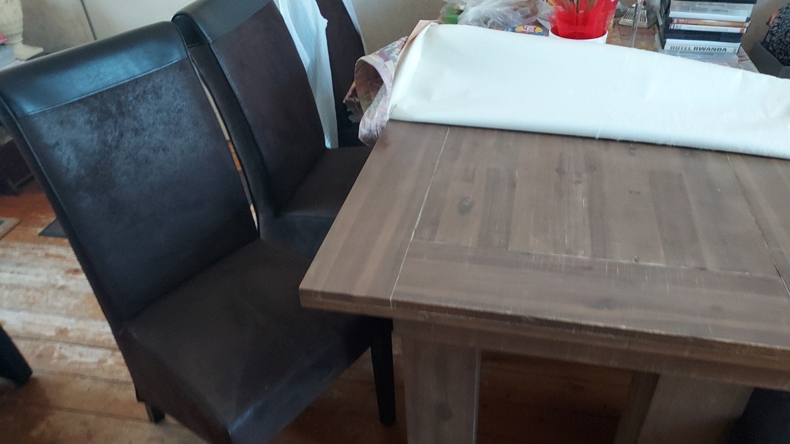 Eettafel met 6 stoelen - Nette staat, Ophalen